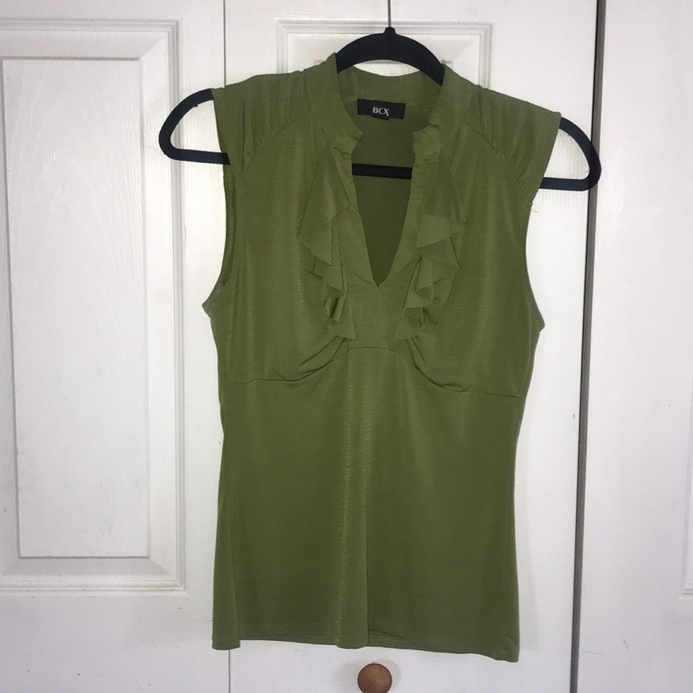 RUFFLED BUSTY GREEN TOP